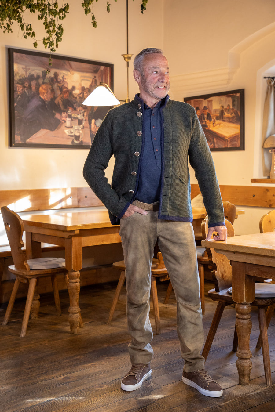 Strickjacke REICHENHALL tanne/marine